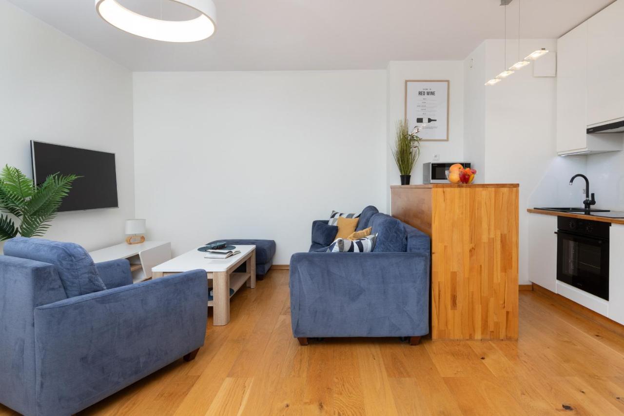 Modern Gdynia Apartment With Balcony & Parking By Noclegi Renters Luaran gambar